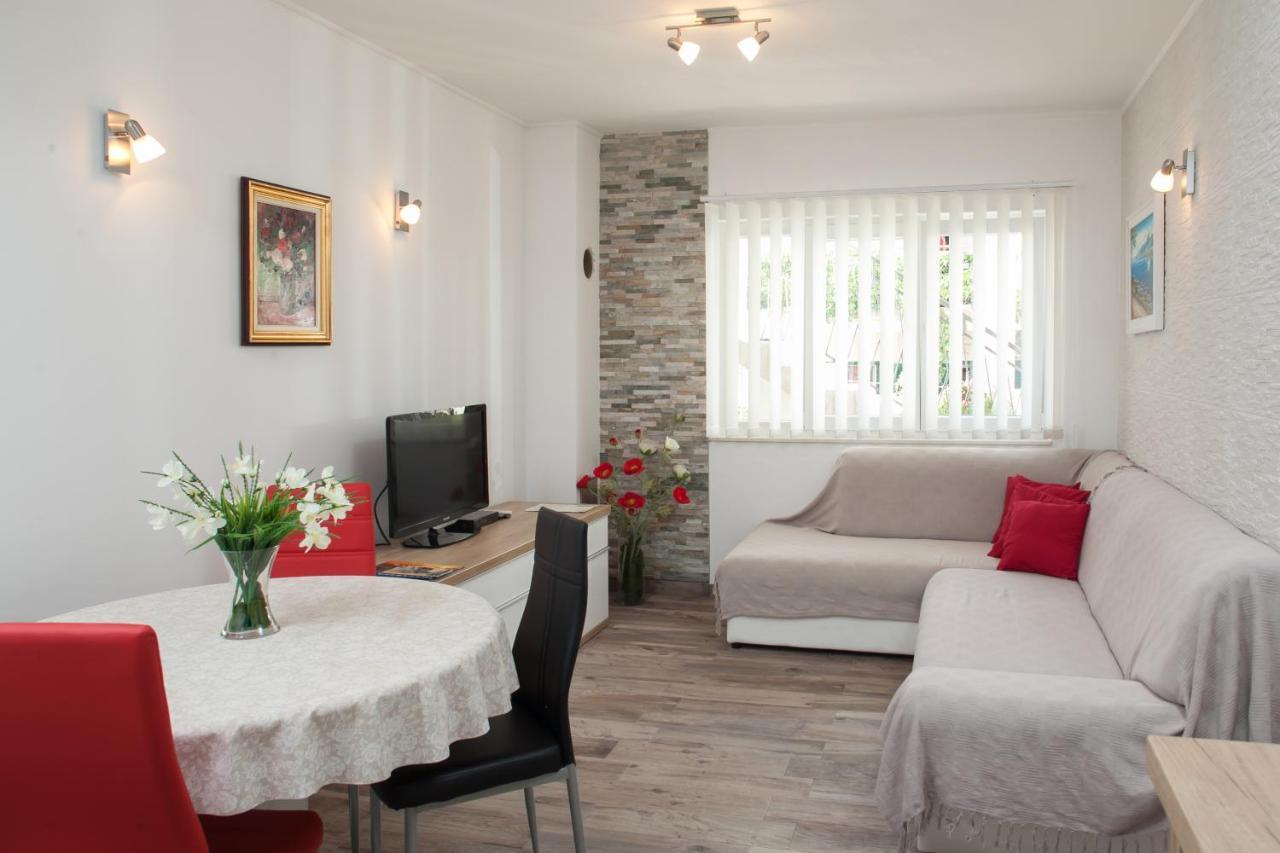 מאקרסקה City Apartment Sara מראה חיצוני תמונה